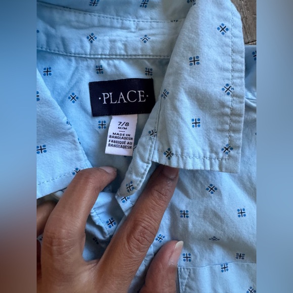 2 boys button down tops - Picture 4 of 8